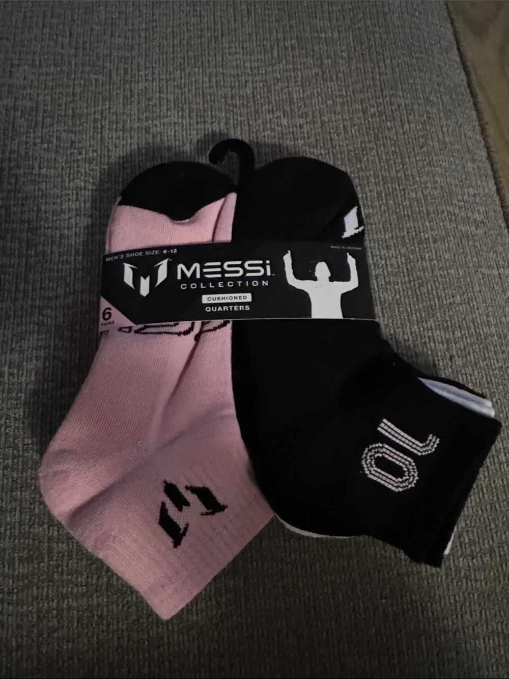 Men's Cushioned Quarters Socks - Black & Pink